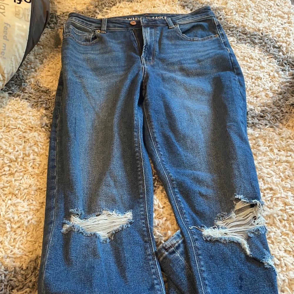 American Eagle Mom Jeans